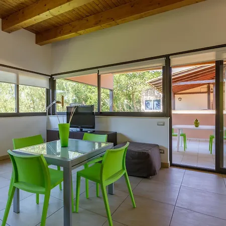 Juice - Nefrite Apartamento Furnari